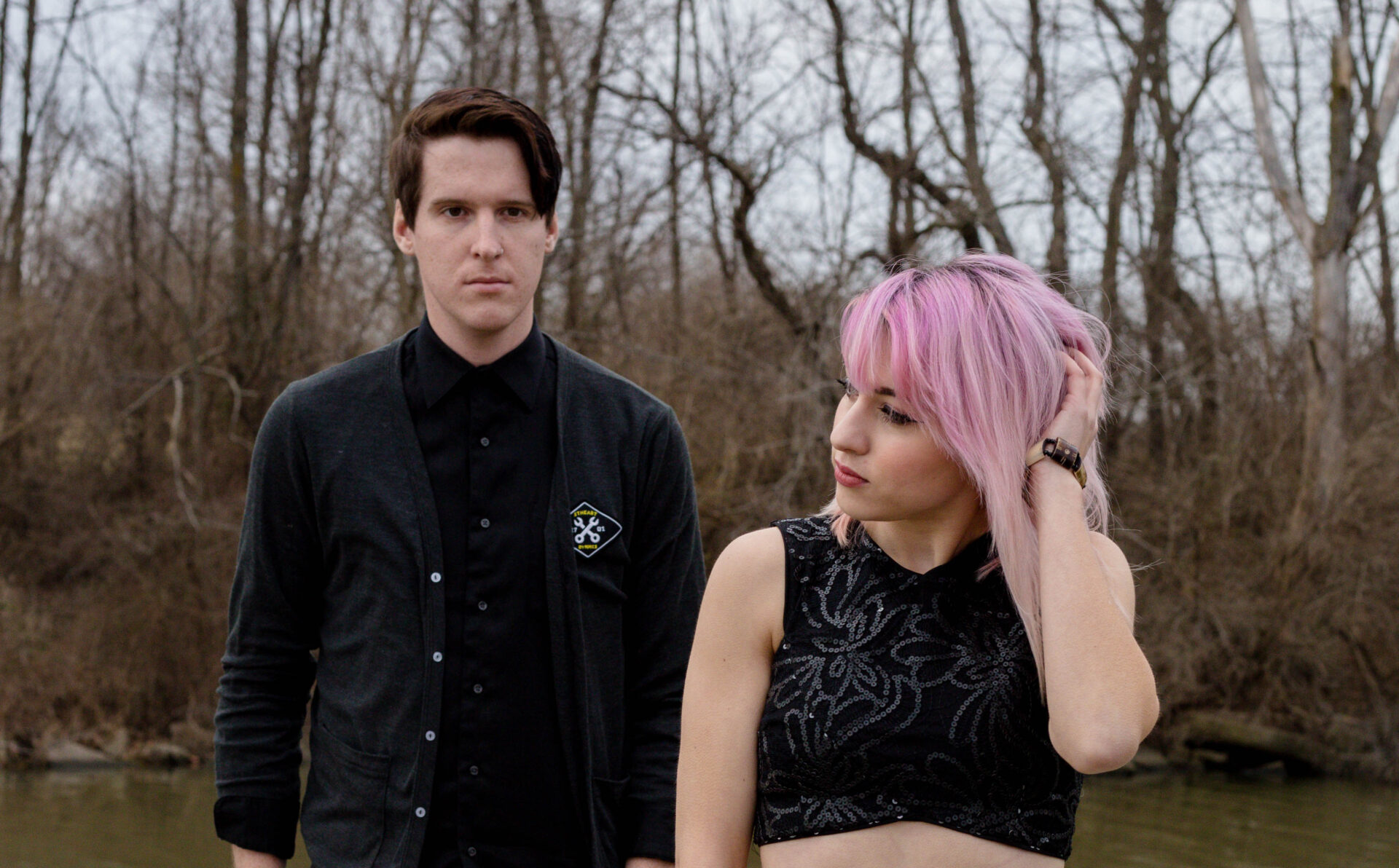 PREMIERE: Ashland manage a noxious love addiction in video for “No Good”