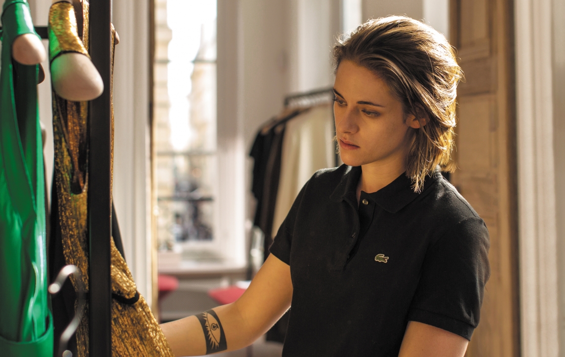 ‘Personal Shopper’ turns ghostly horror into a story of personal growth