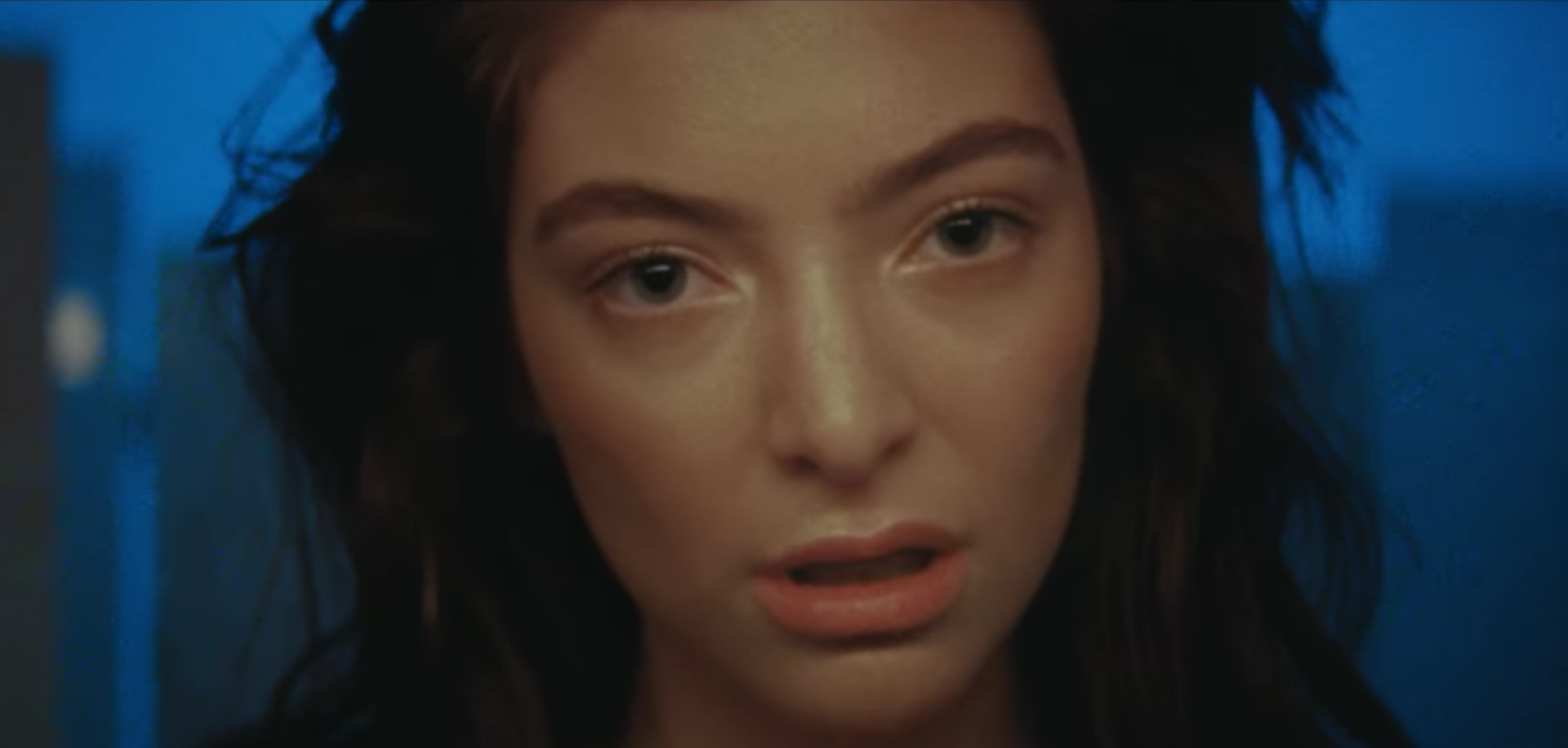 Lorde makes her triumphant return with “Green Light” video
