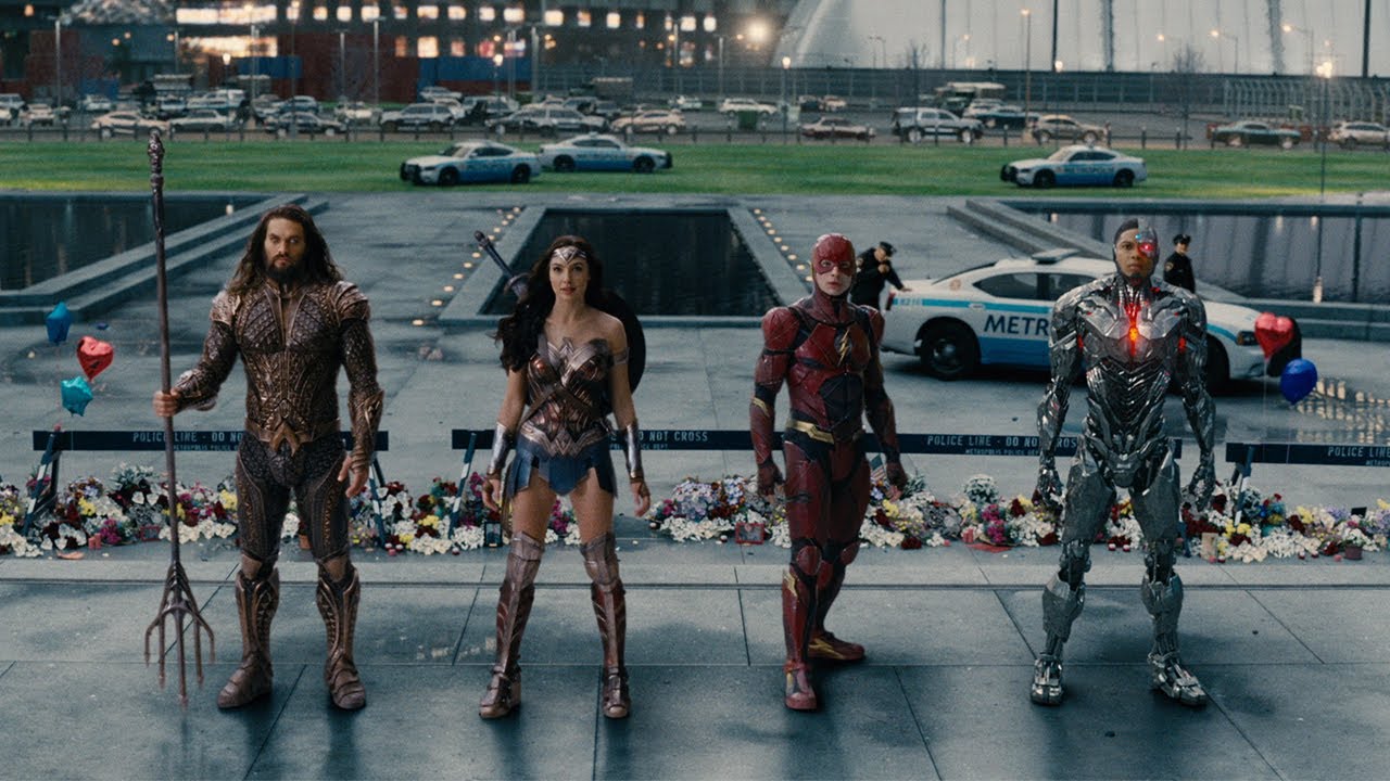Behold this amazing 4 minute trailer for ‘Justice League’