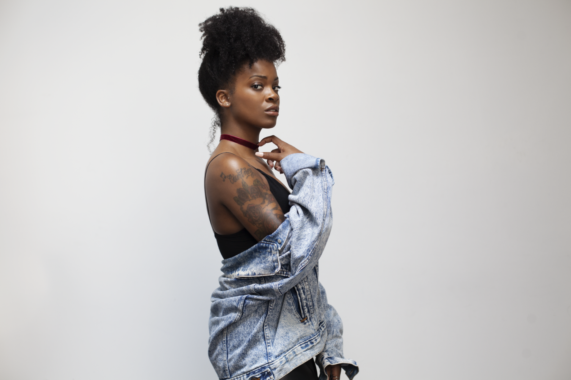 Ari Lennox discusses touring with J. Cole and her vintage-soul pop music