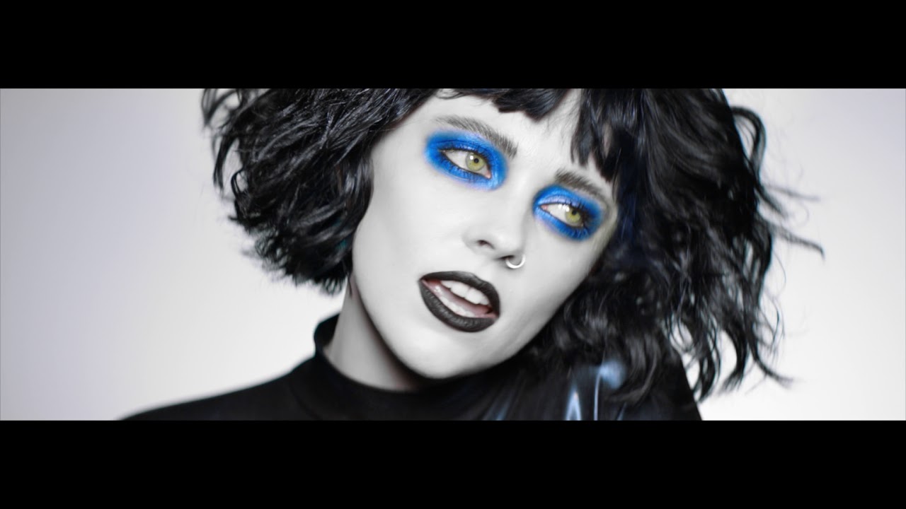 Pale Waves channel ‘Edward Scissorhands’ for their new “Heavenly” video 
