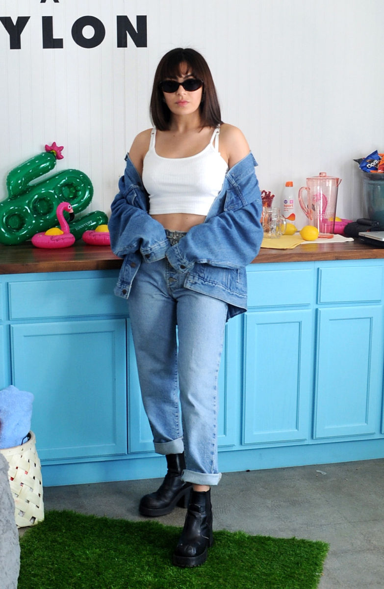 Denim on sale coachella outfit