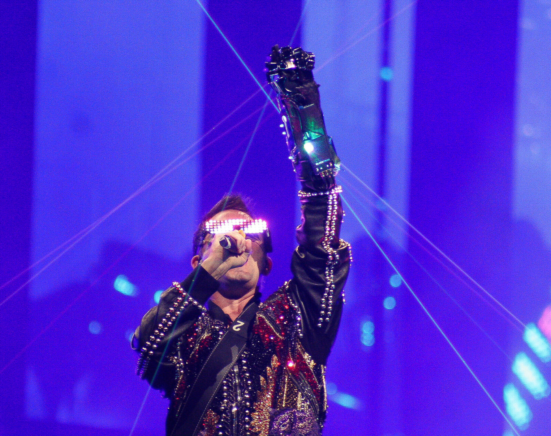 LIVE REVIEW: Muse continue to stun with “Simulation Theory World Tour”