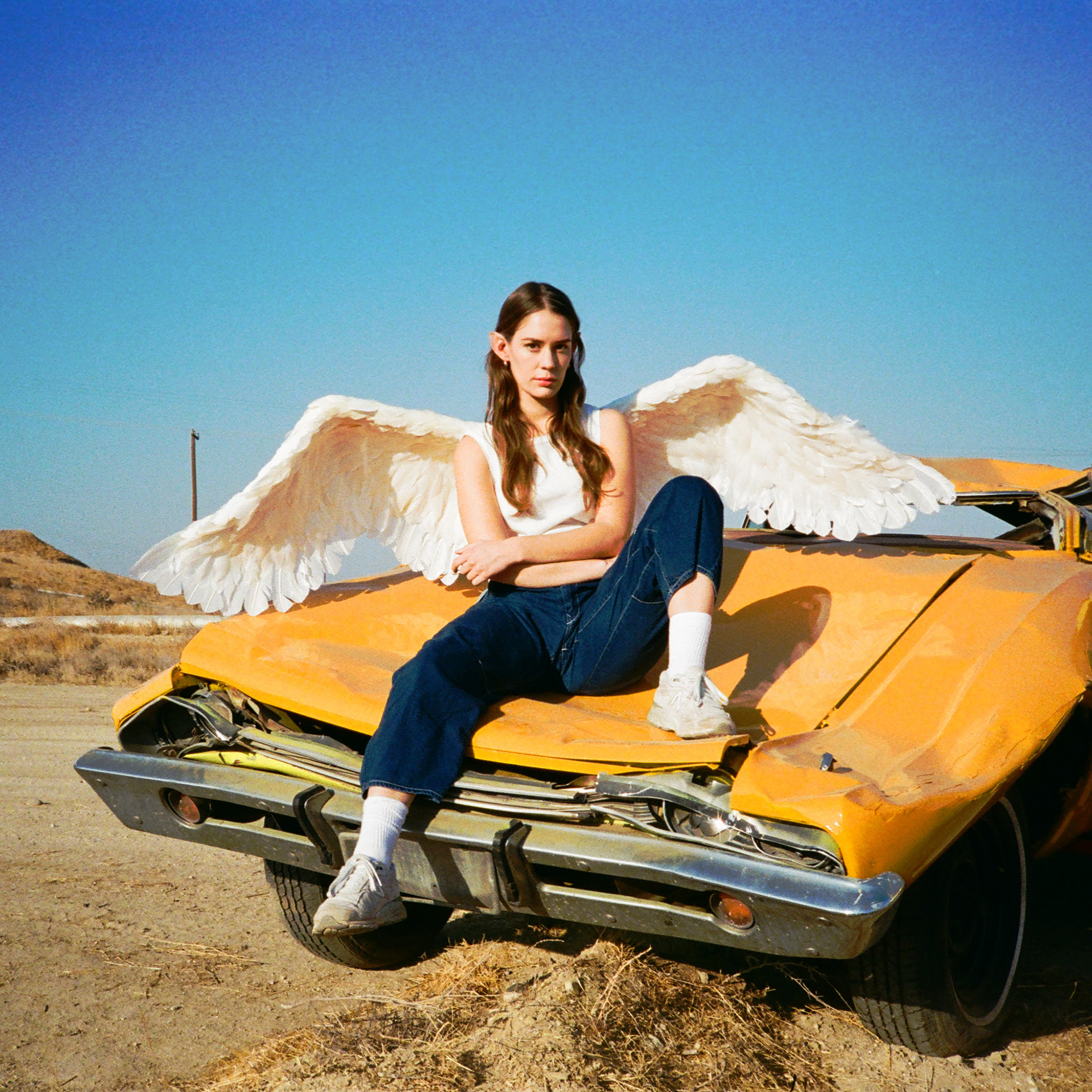 Anna Of The North drops whimsical new video for “Dream Girl”
