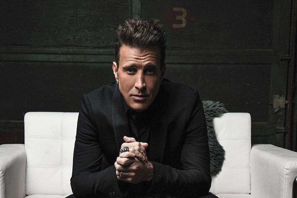 Scott Stapp unveils “World I Used to Know” lyric video for National Voter Registration Day