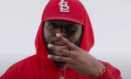 MC Tres Enjoys The Success To The Struggle With New Video, “Toast”