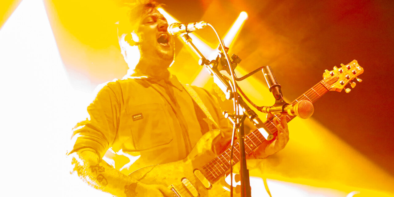 REVIEW: Modest Mouse sold out The Vic for their Lollapalooza aftershow