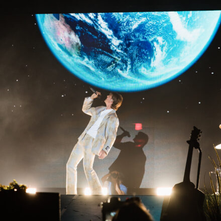 Up Ruel Full Body LIVE REVIEW | Ruel wraps up the 4th Wall Tour at Shrine Auditorium and ...
