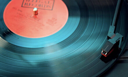 Gen Z Musicians: Spinning Vinyl and Coding the Future of Fan Engagement