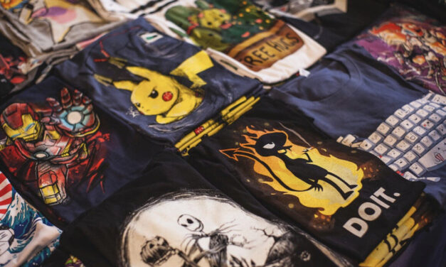 The Aesthetic Checklist: The 5 Graphic T-Shirt Styles Defining the 2020s