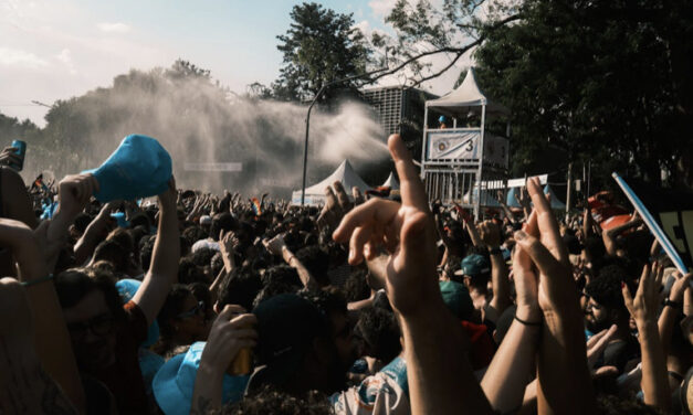 Here’s How You Can Enjoy A Music Festival With Your Friends This Summer